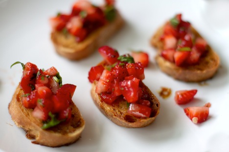 gwg-strawberry-salsa-7