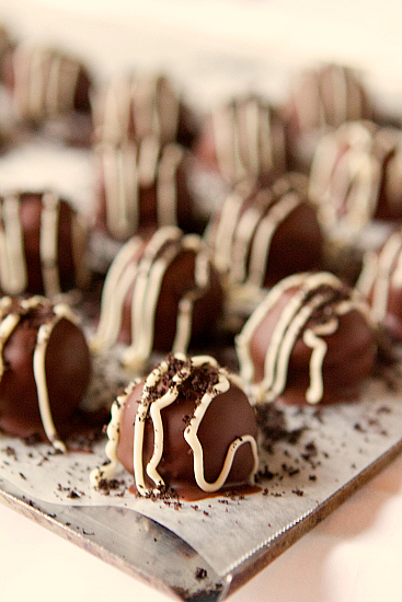 oreo-truffles-2-550