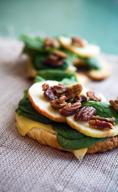 gouda apple croissant