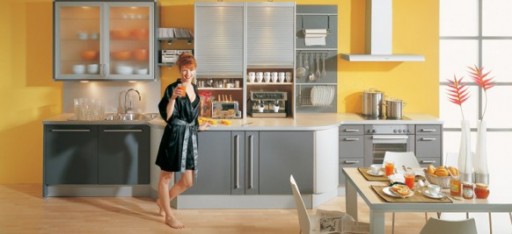 modular-yellow-kitchen-582x267