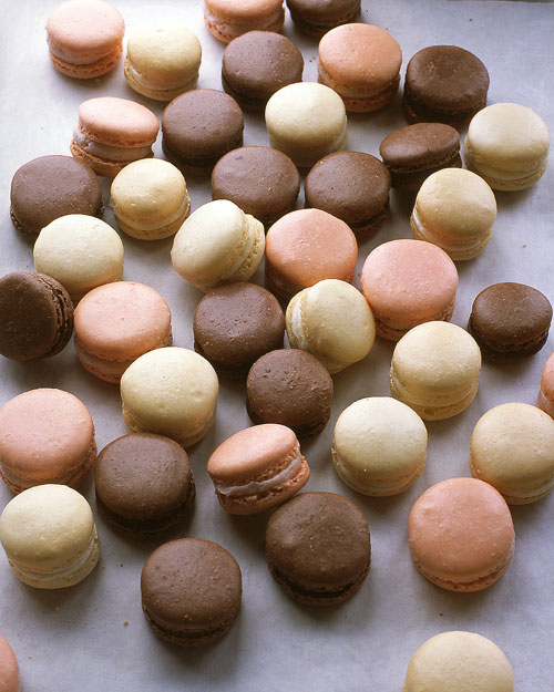 110105_baking_macroons_hd