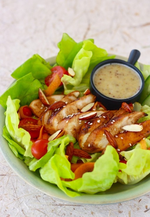 honey glazed chicken salad with almonds