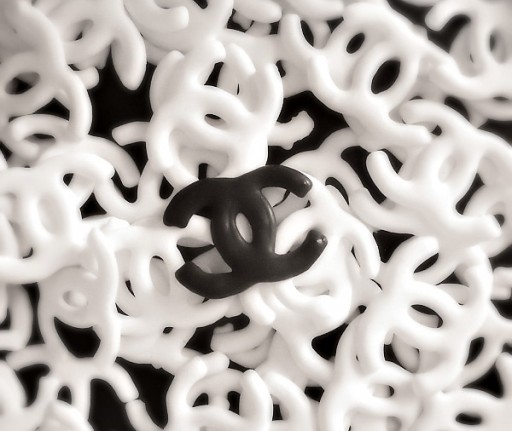 coco-chanel-logo-dessert