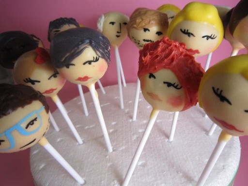 molly-bakes-cupcakes-fashion-crowd-cake-pops-bfc-staff