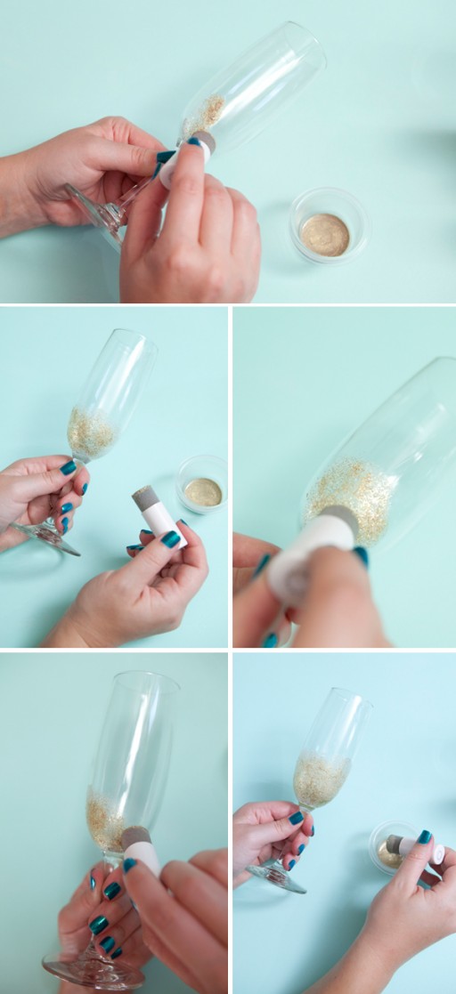 st-diy_personalized_champagne_glasses4
