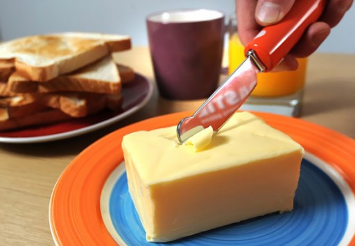 Electric-heated-butter-knife-by-Warburtons