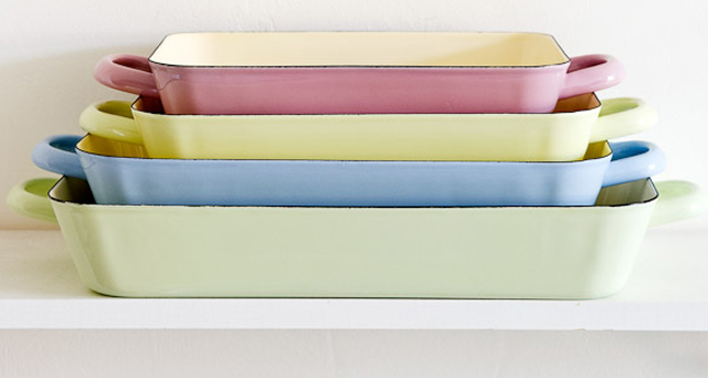 Dag Gewend aan bewijs Lovely: pastelkleurige ovenschalen van Riess - Culy