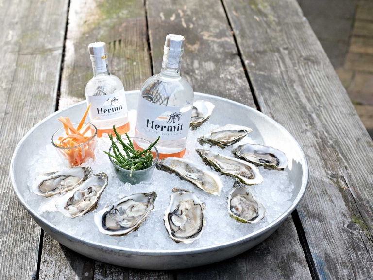Hermit gin oesters