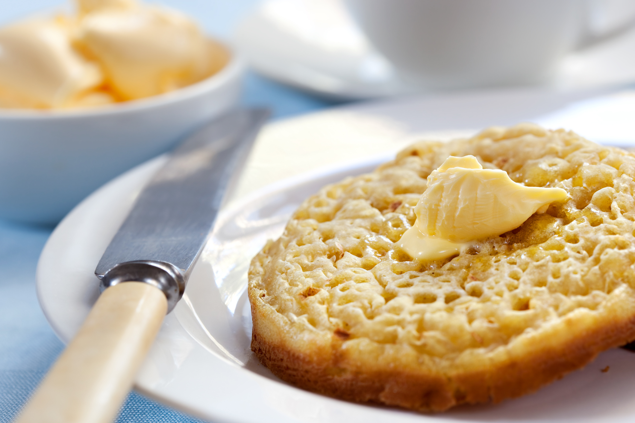 Crumpets vs. English muffins wat zijn de verschillen? Culy