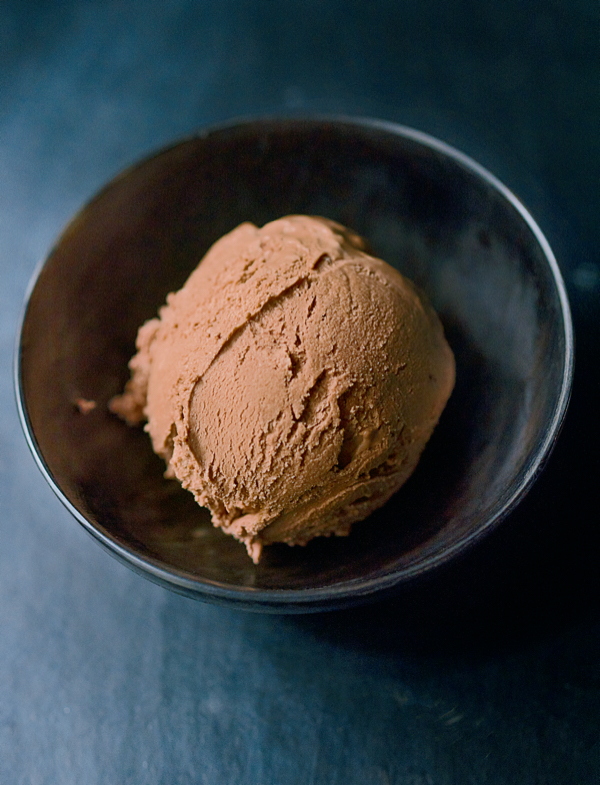 Chocoladetruffel-ijs (zonder ijsmachine!) van Nigella Lawson Culy