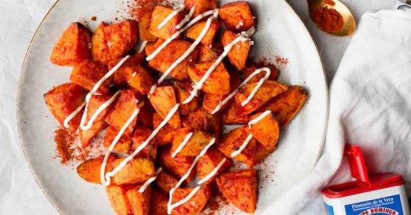 patatas bravas van zoete aardappel