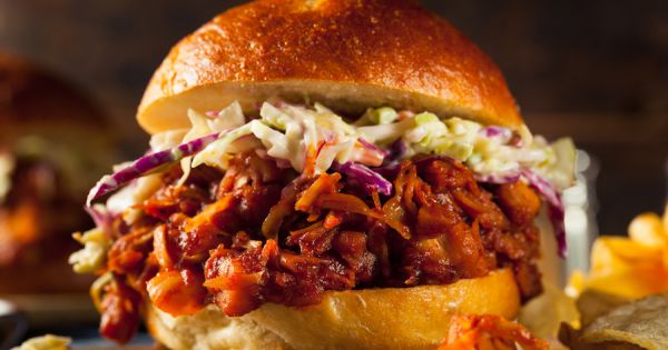vegan pulled pork jackfruit