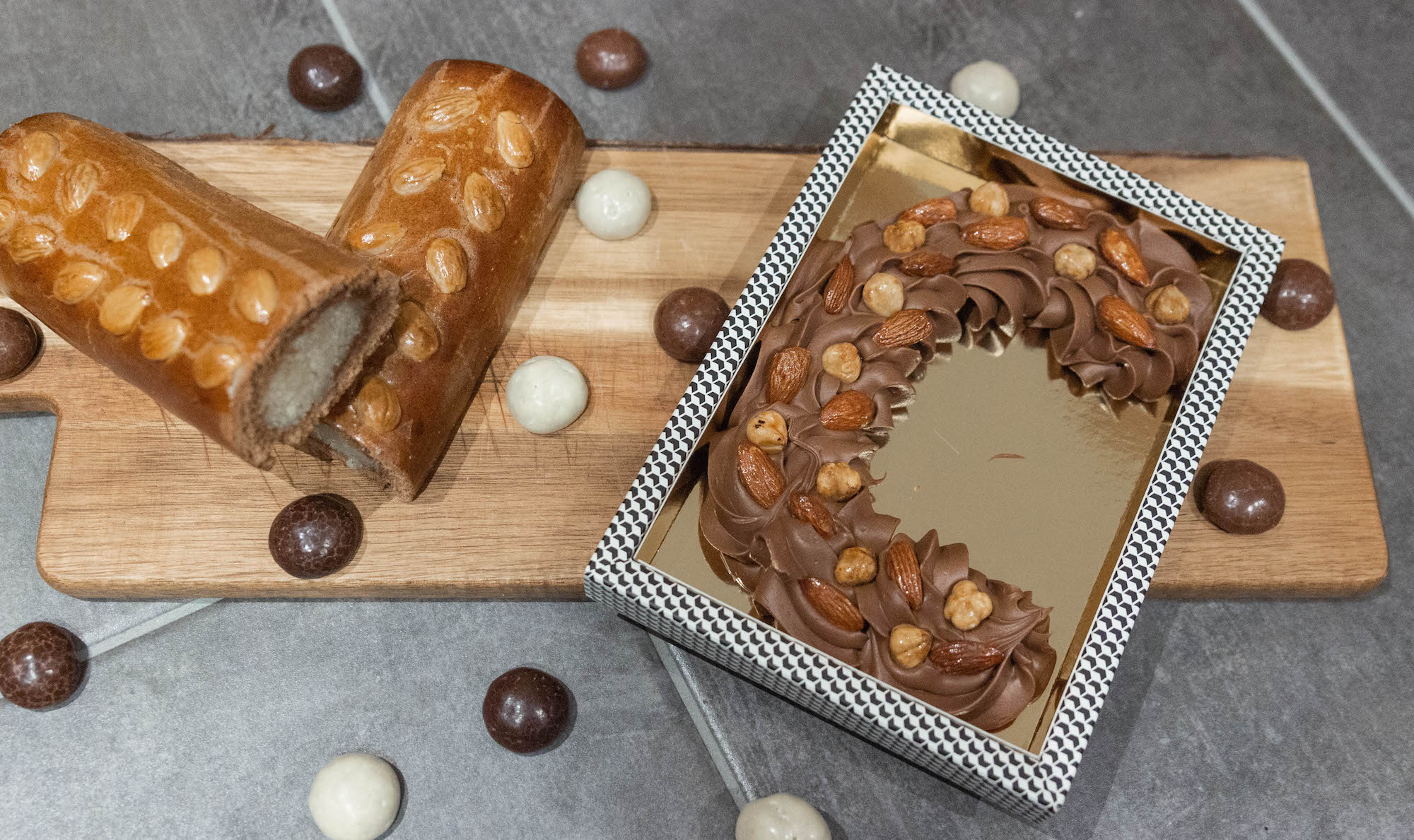 bijenkorf chocoladeletter