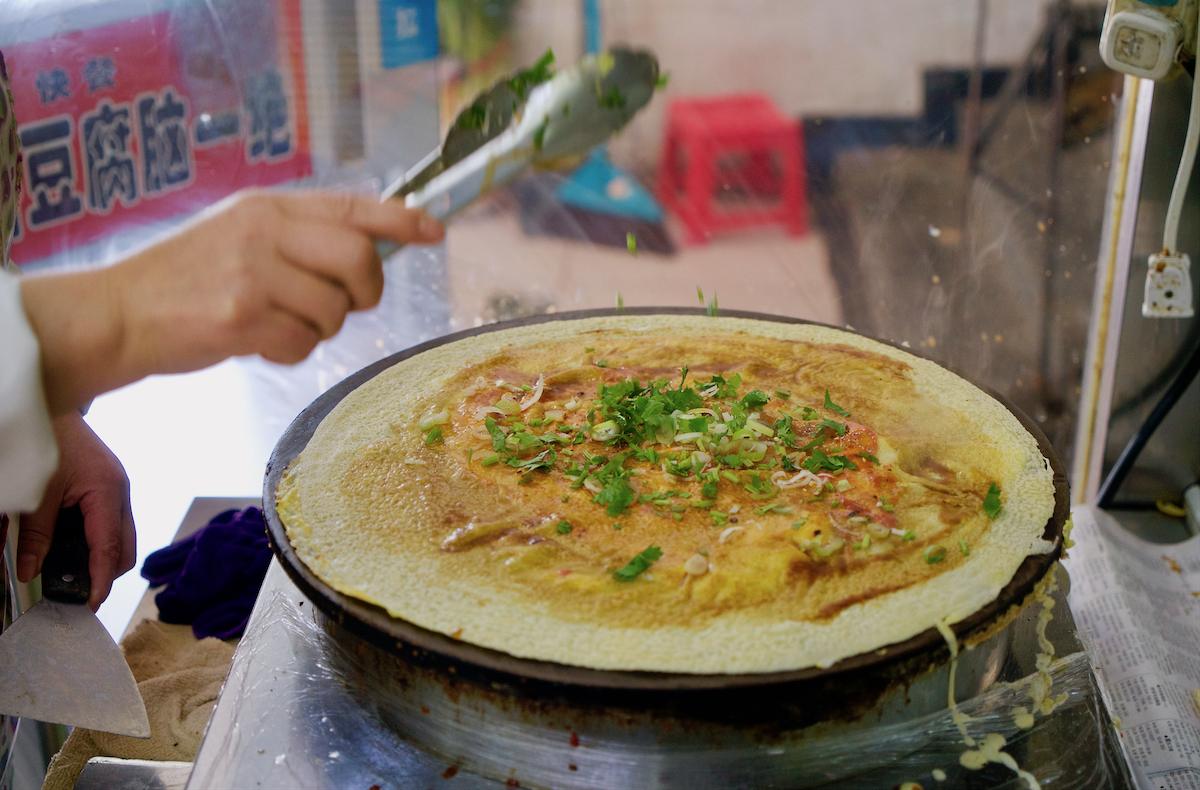 Jianbing: Chinese crêpes