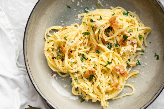 Spaghetti aglio e olio recept / pasta aglio e olio