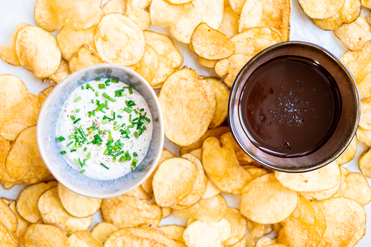 Kwestie Bewijzen Analist Culy Homemade: zelf chips maken met twee dips (hartig én zoet!) - Culy