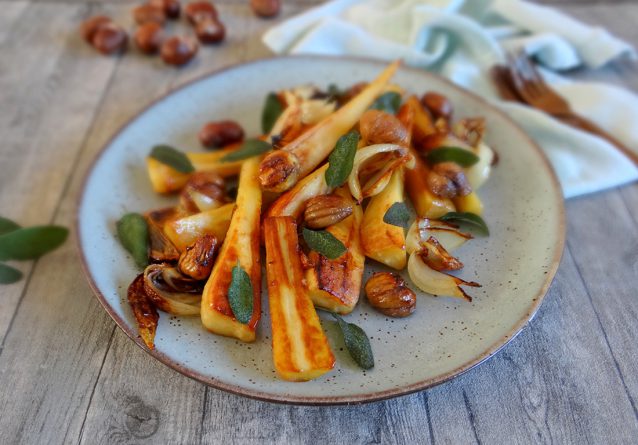 Afbeelding van pastinaak met kastanjes, bijgerecht voor Kerst