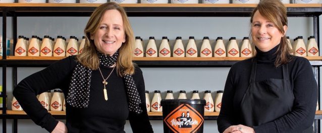 Vegan mayonaise van The Mayo Sisters