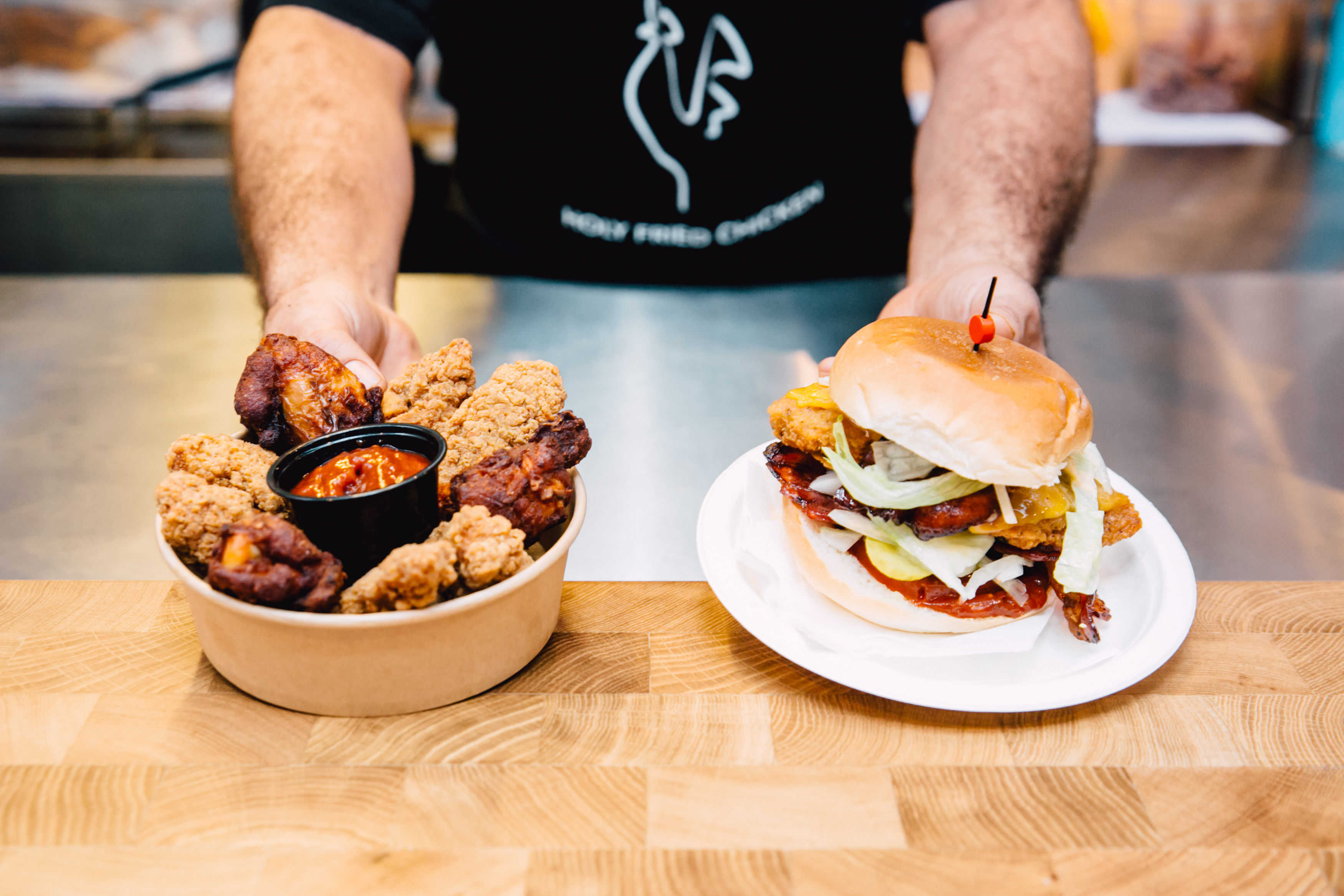 Holy Chicken! De chefs van restaurant 212* openen een foodstand in de ...