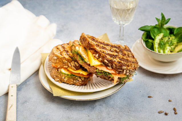 Croque Poisson (tosti met zalm en kaas)