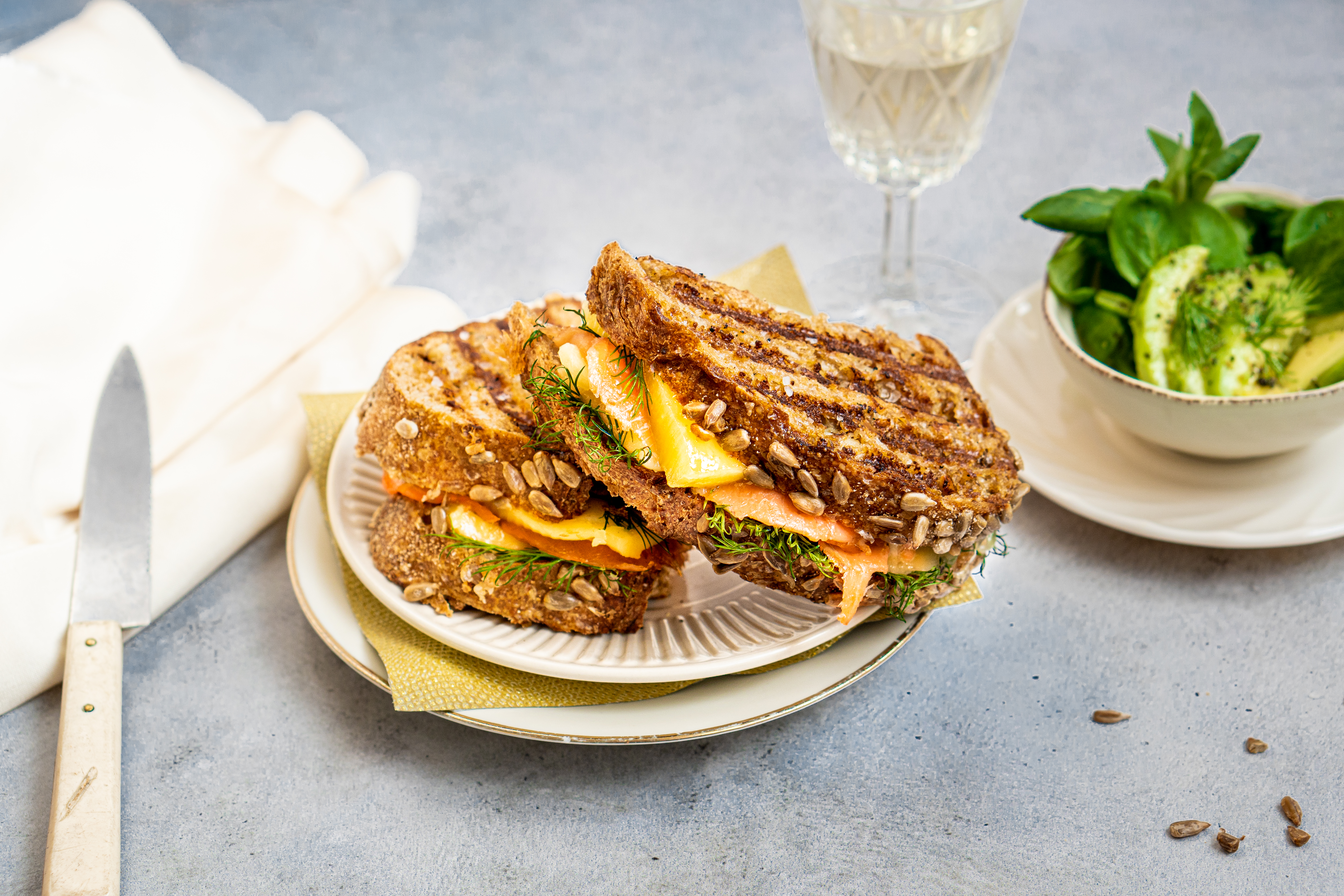 Croque Poisson (tosti met zalm en kaas)
