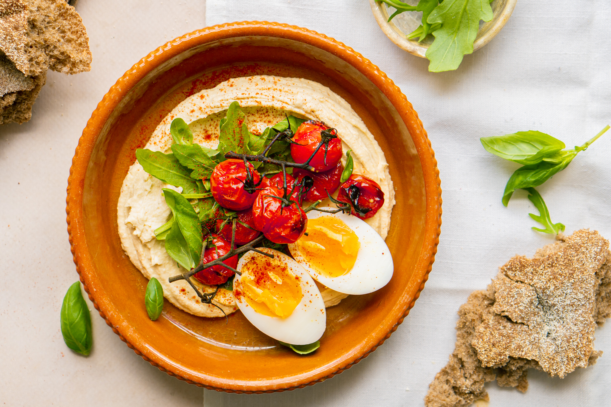 hummus ontbijtbowl