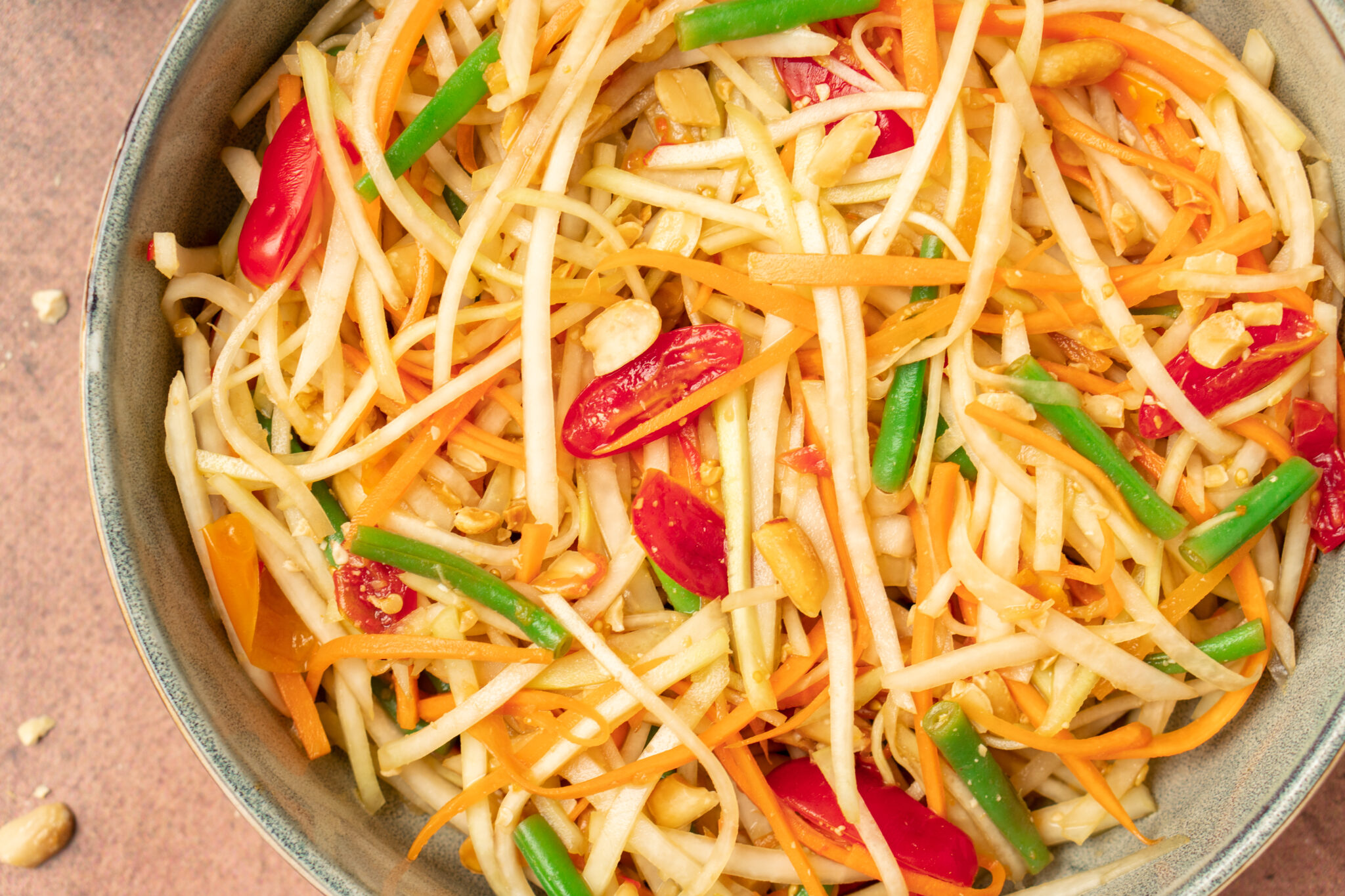 Som tam met koolrabi / papaja pok pok