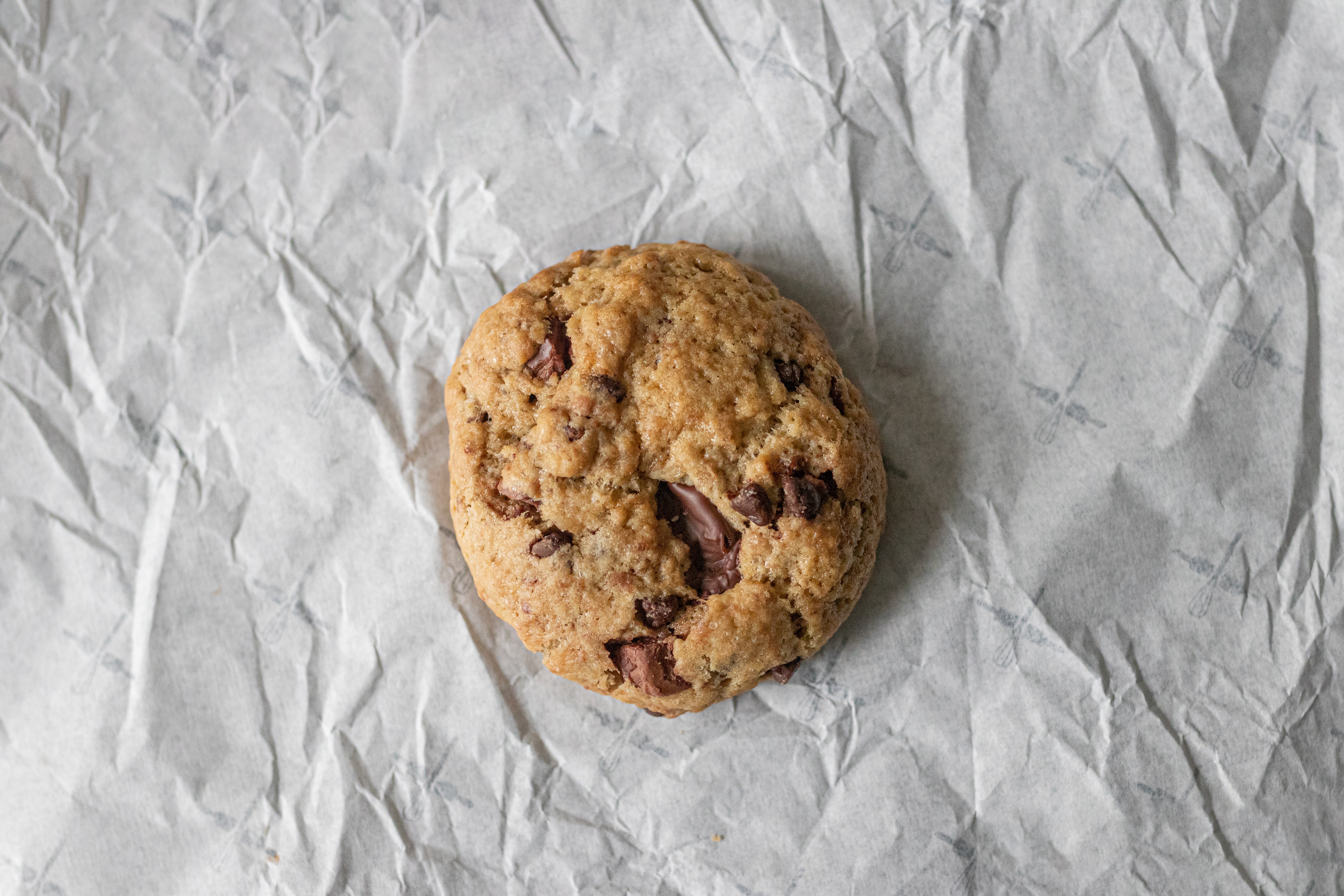 chocolate chip cookies met een twist stock unsplash