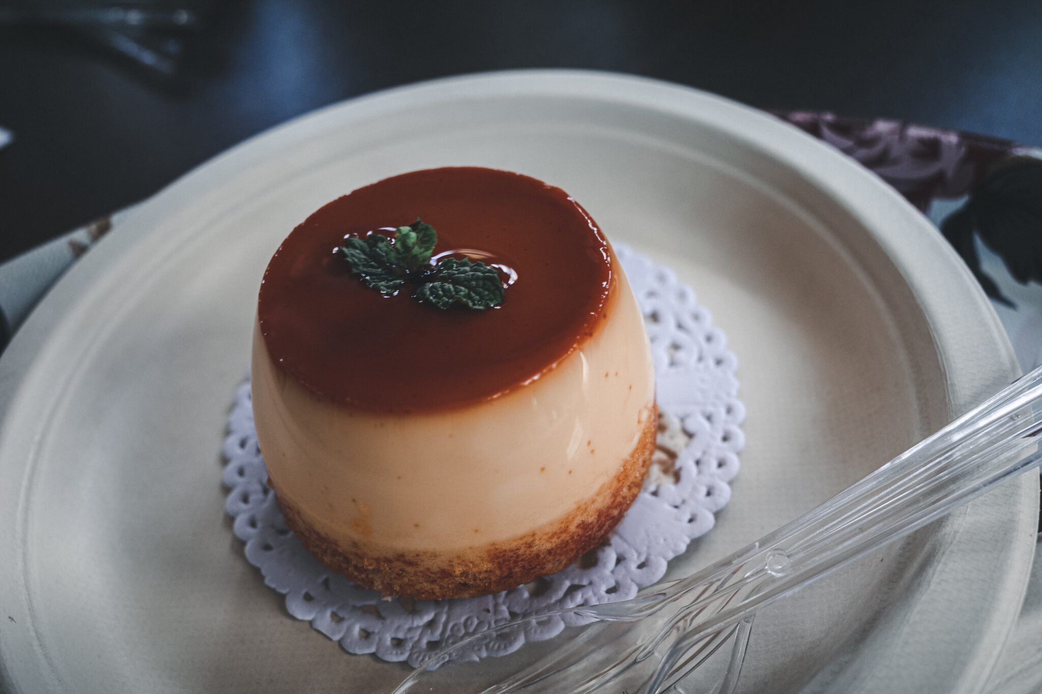 flan verschil tussen crème brulee en stock unsplash