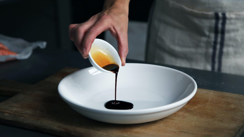 fouten bij het maken van sauzen stock unsplash