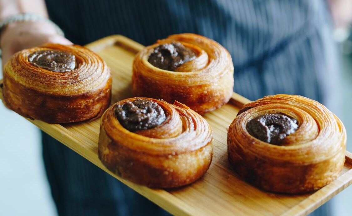 Alex Scour cinnamon rolls