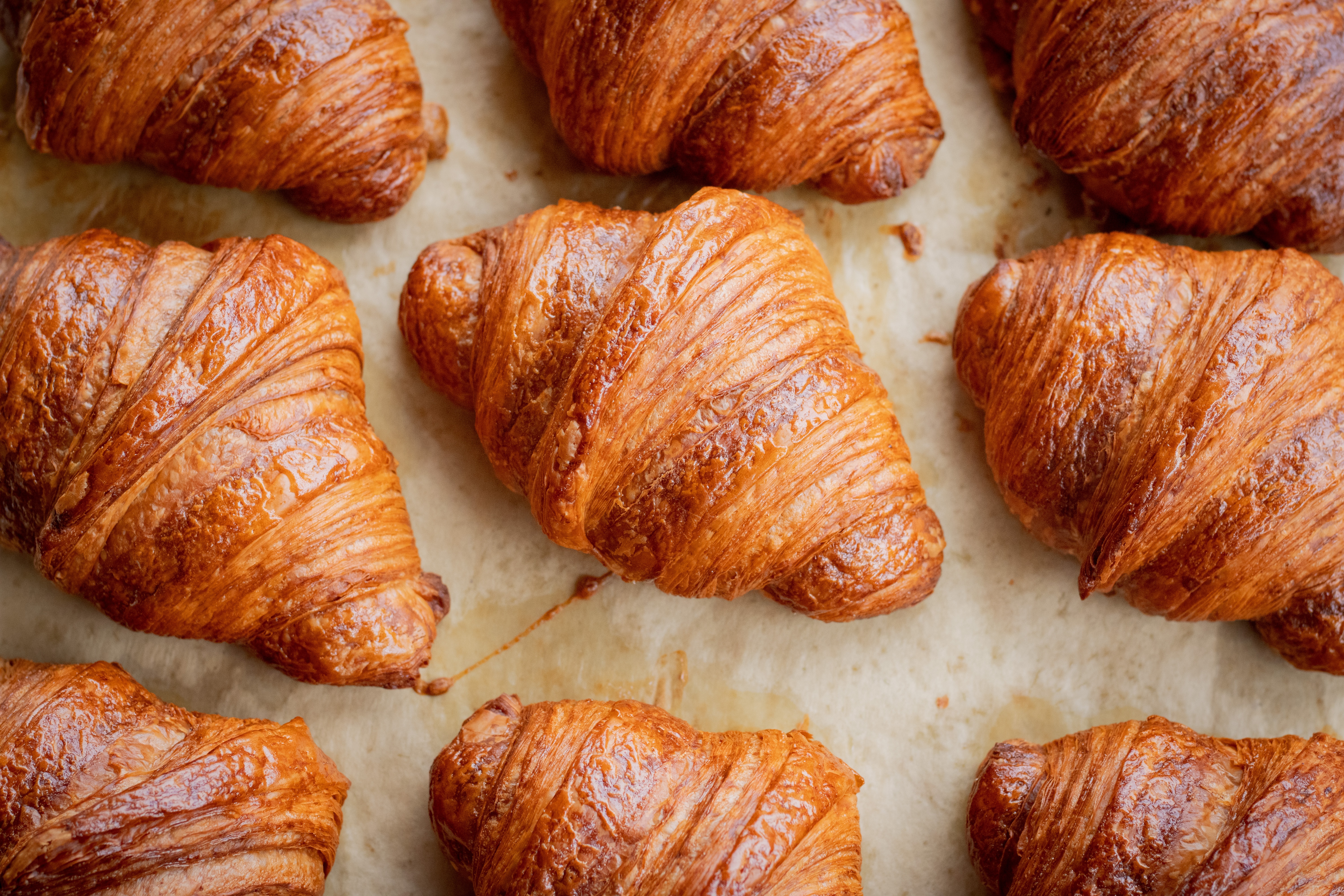 culinaire kookprojecten voor in de vakantie croissants stock unsplash