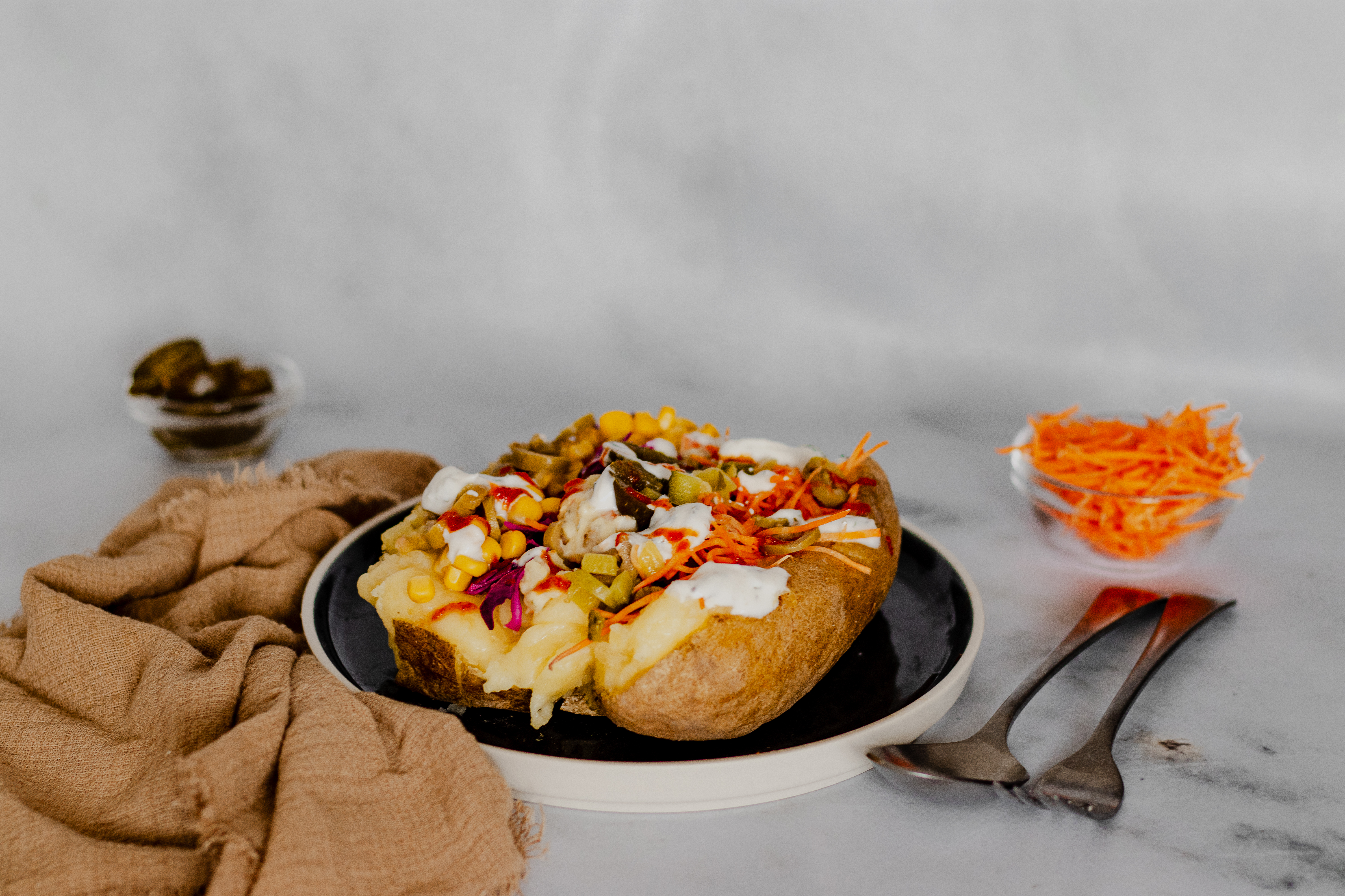 Turkse kumpir | Gevulde gepofte aardappel