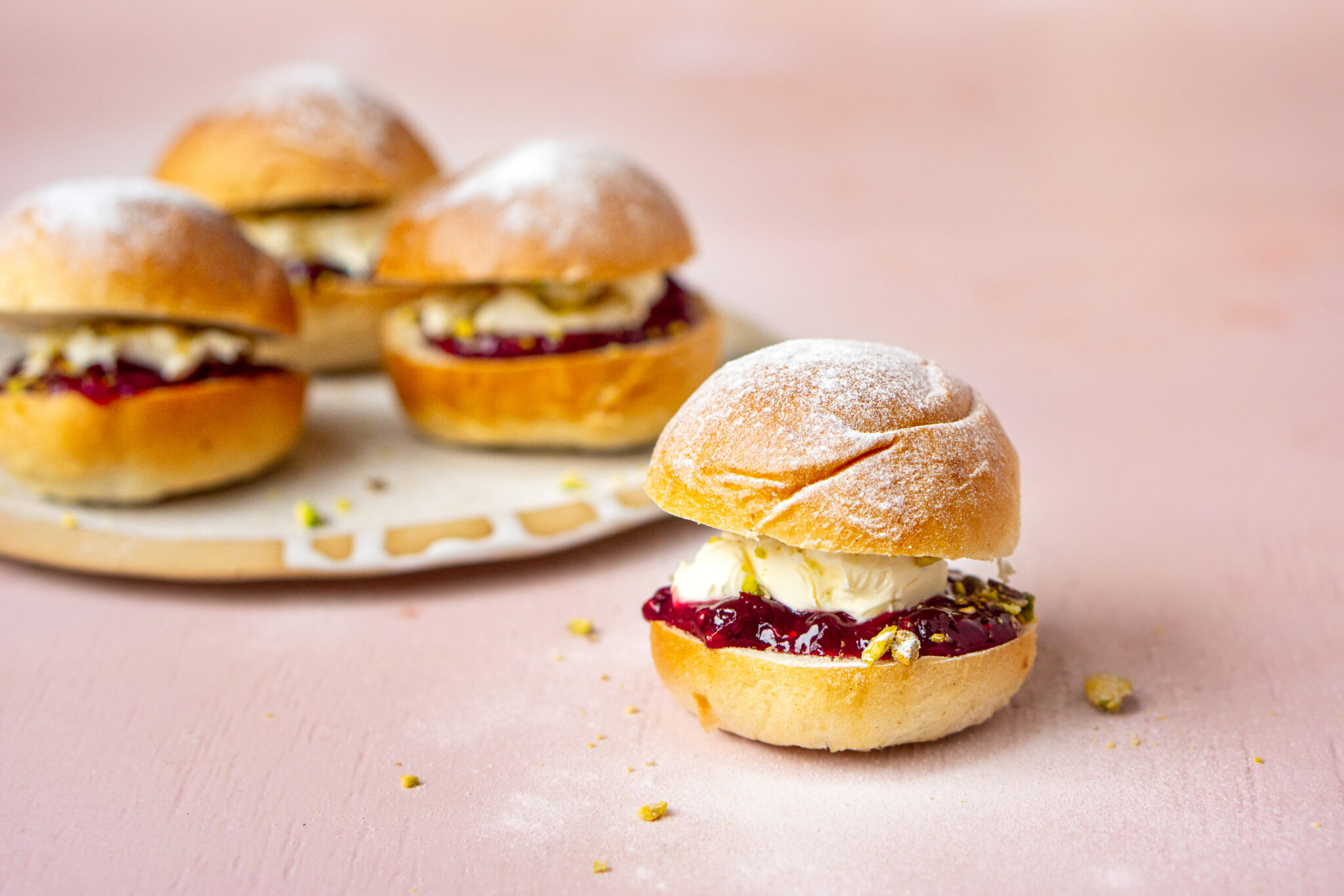 Makkelijke roombroodjes maken voor paasbrunch