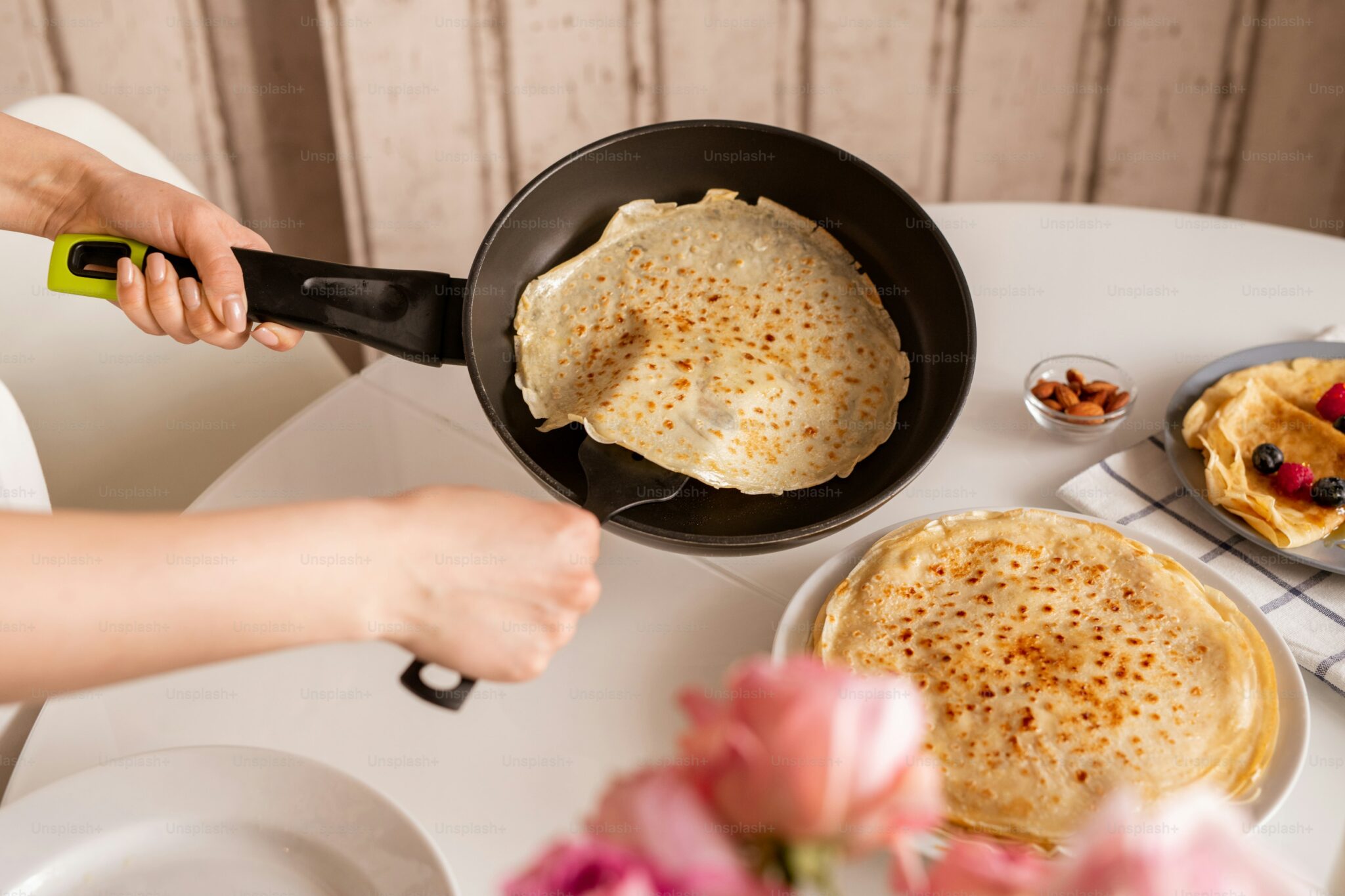 Anti-aanbakpan met pannenkoek
