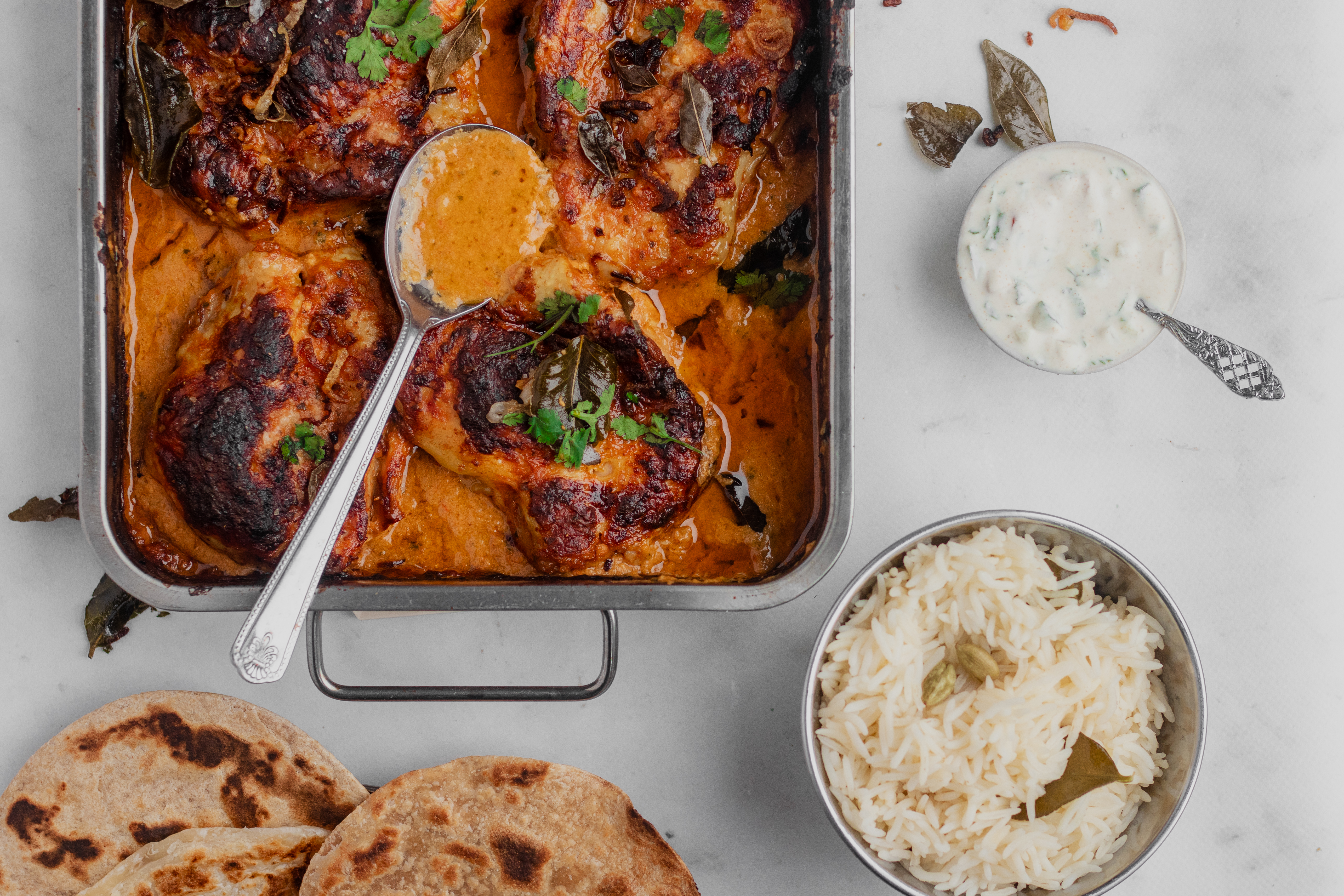 Curry traybake met kip