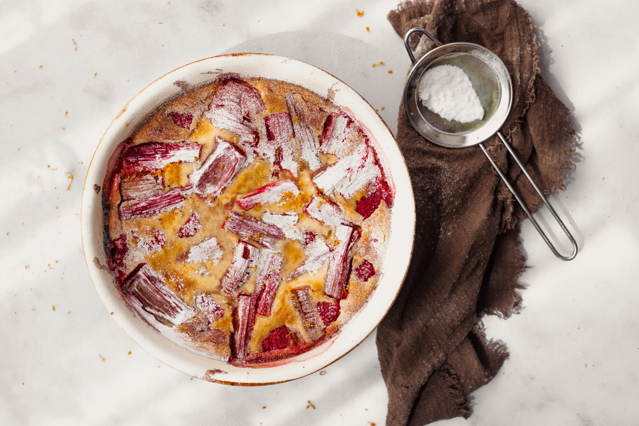 Clafoutis met rabarber en frambozen