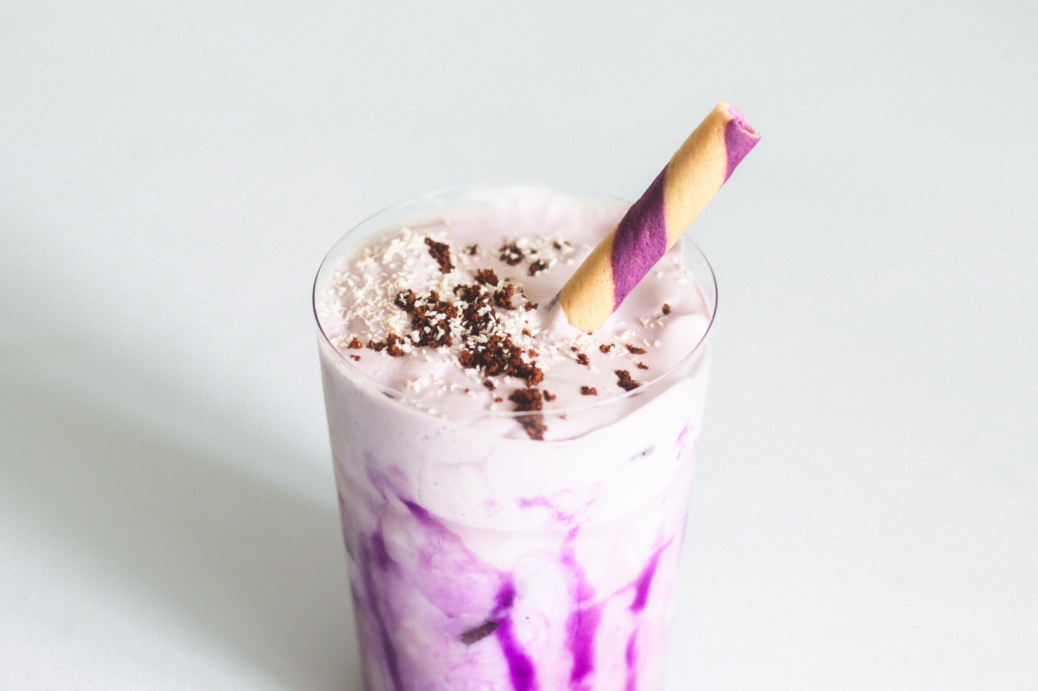 Ube latte ube frappe met kokos ube drankje